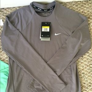 Nike Swim Women’s Long Sleeve Hydroguard Coverup